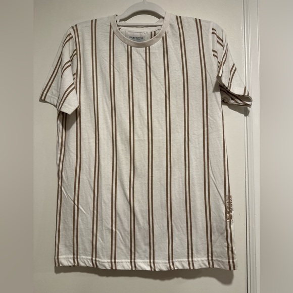 Denim Flower Ricky Singh Mens Sz: L White & Tan Vertical Striped Crew Neck Tee. - Picture 1 of 12